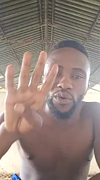 Snapshot of bull_Giant chatting on February 1, 2025, 12:37 pm bull Giant online show from February 1, 2025, 12:37 pm