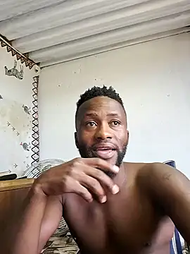 Snapshot of bull_Giant chatting on February 7, 2025, 1:53 pm bull Giant online show from February 7, 2025, 1:53 pm