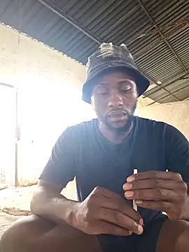 Snapshot of bull_Giant chatting on February 10, 2025, 3:42 pm bull Giant online show from February 10, 2025, 3:42 pm