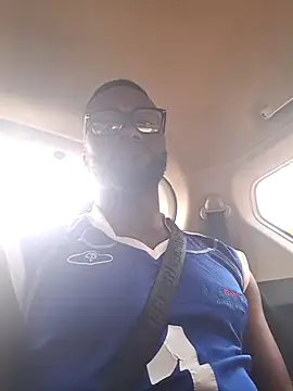 Snapshot of bull_Giant chatting on October 5, 2025, 11:12 am bull Giant online show from October 5, 2025, 11:12 am