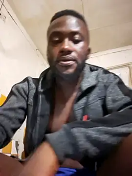 Snapshot of bull_Giant chatting on March 4, 2025, 12:29 am bull Giant online show from March 4, 2025, 12:29 am