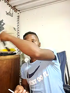 Snapshot of bull_Giant chatting on February 14, 2025, 2:02 pm bull Giant online show from February 14, 2025, 2:02 pm