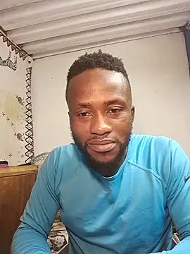 Snapshot of bull_Giant chatting on February 1, 2025, 11:37 pm bull Giant online show from February 1, 2025, 11:37 pm