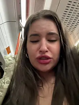 Sophie Avory online show from February 17, 2025, 7:23 pm