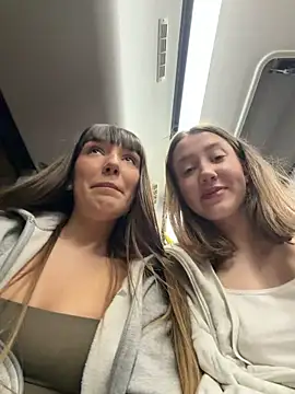 Snapshot of Sophie_Avory chatting on February 4, 2026, 5:30 pm Sophie Avory online show from February 4, 2026, 5:30 pm