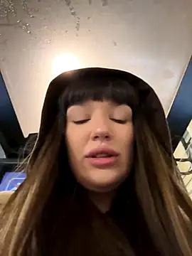 Snapshot of Sophie_Avory chatting on November 25, 2025, 7:47 pm Sophie Avory online show from November 25, 2025, 7:47 pm