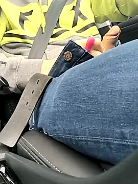 geilehecke1 online show from November 6, 2025, 7:34 am