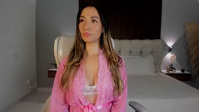 Emma23   online show from May 28, 2026, 6:54 am