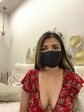 Snapshot of MaYaa__11 chatting on February 8, 2026, 7:17 am MaYaa 11 online show from February 8, 2026, 7:17 am