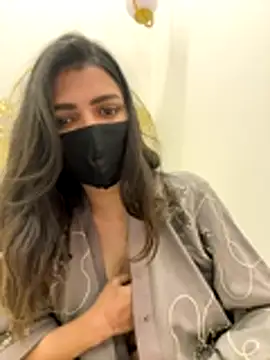 Snapshot of MaYaa__11 chatting on December 23, 2025, 8:02 am MaYaa 11 online show from December 23, 2025, 8:02 am