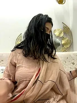 Snapshot of MaYaa__11 chatting on November 21, 2025, 6:56 am MaYaa 11 online show from November 21, 2025, 6:56 am