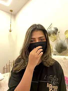 Snapshot of MaYaa__11 chatting on January 13, 2026, 7:01 am MaYaa 11 online show from January 13, 2026, 7:01 am