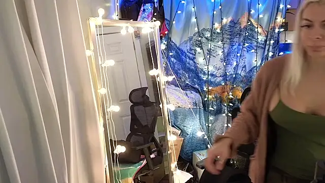 cunty tranny lydia online show from February 22, 2026, 5:32 am