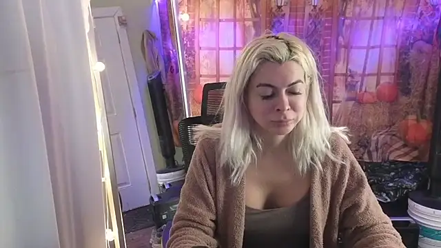 cunty tranny lydia online show from December 19, 2025, 5:32 am