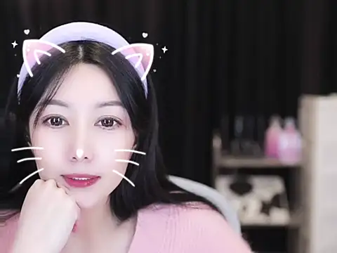 Nuyoah-77 online show from November 23, 2025, 4:17 pm