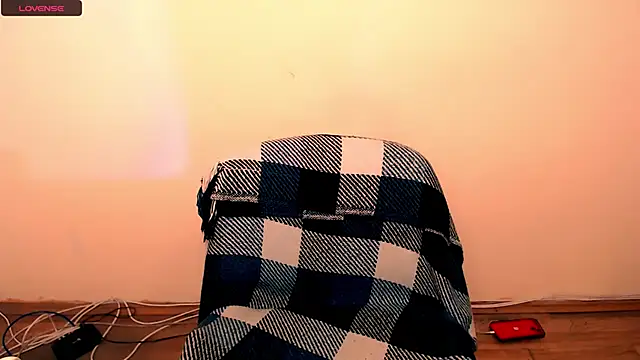 Snapshot of Felliciya chatting on November 27, 2025, 8:26 am Felliciya online show from November 27, 2025, 8:26 am