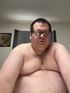 Snapshot of treatbobnicer chatting on December 18, 2025, 3:49 pm treatbobnicer online show from December 18, 2025, 3:49 pm