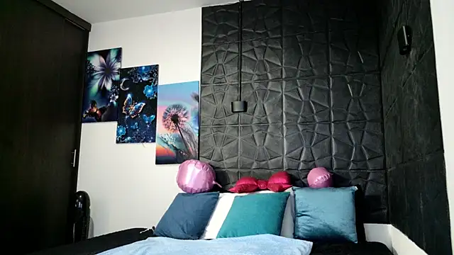 graceymilf666 online show from February 15, 2026, 12:04 pm