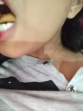 Hotty-Divya online show from May 31, 2026, 8:42 am
