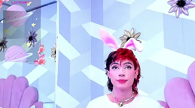 Snapshot of KylieMonnett chatting on March 8, 2025, 2:55 am KylieMonnett online show from March 8, 2025, 2:55 am