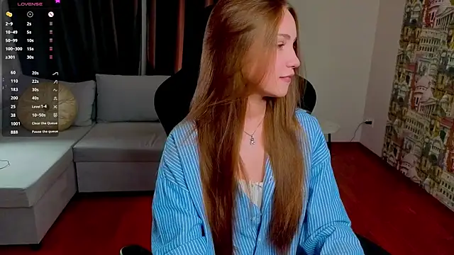 Snapshot of Alice_loft chatting on April 10, 2026, 6:04 pm Alice loft online show from April 10, 2026, 6:04 pm