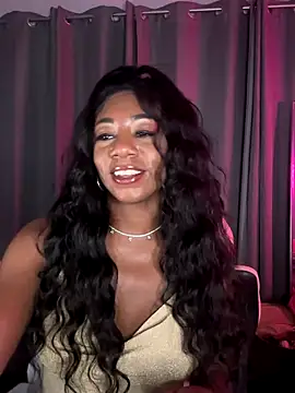 Snapshot of longislandprincess chatting on September 19, 2025, 6:06 am longislandprincess online show from September 19, 2025, 6:06 am