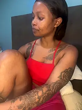 Snapshot of InkLady444 chatting on November 26, 2025, 5:46 pm InkLady444 online show from November 26, 2025, 5:46 pm