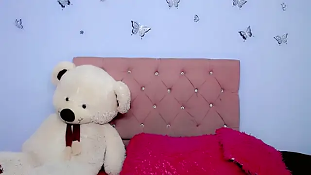 Snapshot of Riossvale chatting on November 18, 2025, 4:16 am Riossvale online show from November 18, 2025, 4:16 am