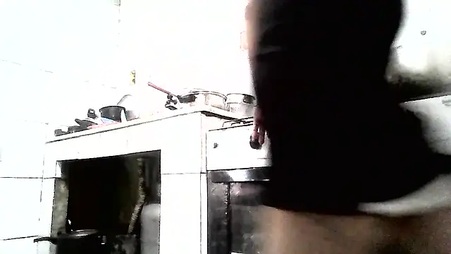 Snapshot of thasmyni chatting on July 19, 2026, 1:19 pm thasmyni online show from July 19, 2026, 1:19 pm