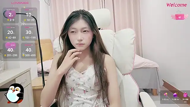 PearFay online show from January 2, 2025, 4:13 pm