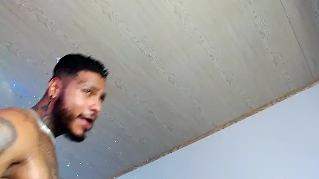 Exotic tatto27121 online show from December 18, 2024, 10:02 pm