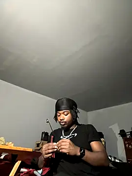 SluttyLyfe4L online show from January 9, 2026, 12:06 am