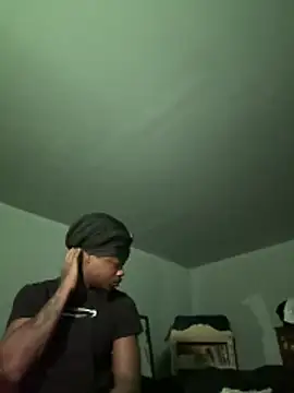 SluttyLyfe4L online show from January 6, 2026, 6:28 am