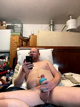 Snapshot of theoneandonlyniko chatting on December 15, 2025, 9:31 pm theoneandonlyniko online show from December 15, 2025, 9:31 pm