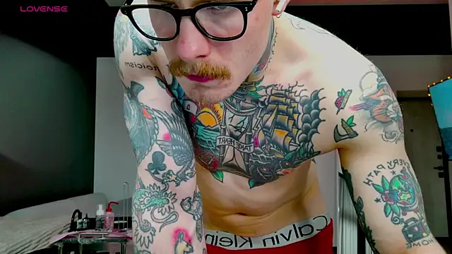 white King9999 online show from December 21, 2025, 1:13 pm