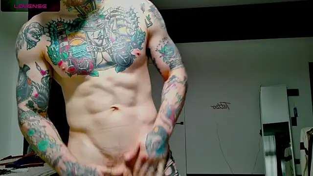 Snapshot of white_King9999 chatting on October 27, 2025, 3:51 am white King9999 online show from October 27, 2025, 3:51 am