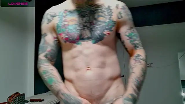 Snapshot of white_King9999 chatting on November 3, 2025, 3:45 am white King9999 online show from November 3, 2025, 3:45 am