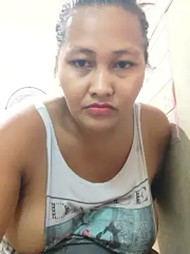 Snapshot of Sweetchuby1995 chatting on April 15, 2026, 7:58 pm Sweetchuby1995 online show from April 15, 2026, 7:58 pm