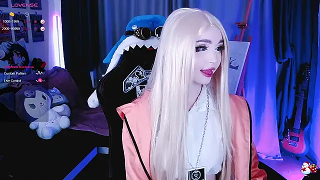  Sparkland  online show from February 5, 2025, 10:44 pm