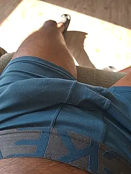 Snapshot of Keshuloveyou chatting on March 3, 2025, 8:43 pm Keshuloveyou online show from March 3, 2025, 8:43 pm