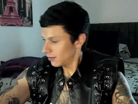 goodboy69l online show from April 12, 2026, 11:41 pm