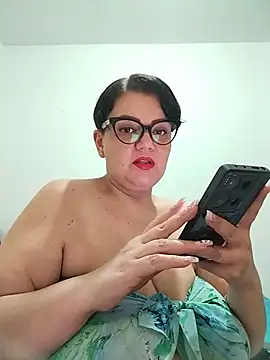 Snapshot of Madisonpalacio chatting on June 26, 2026, 4:13 pm Madisonpalacio online show from June 26, 2026, 4:13 pm