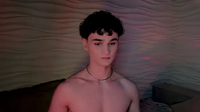 adam 21cm   online show from March 13, 2025, 4:34 pm