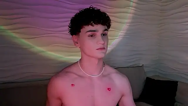 adam 21cm   online show from February 14, 2025, 4:41 pm