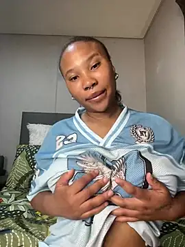 DrippinCaramelCutie online show from April 9, 2026, 9:43 pm