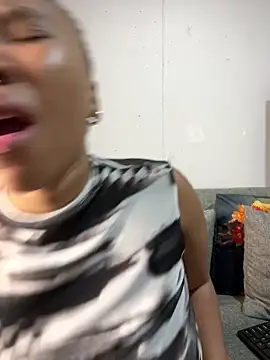 DrippinCaramelCutie online show from April 7, 2026, 10:22 pm