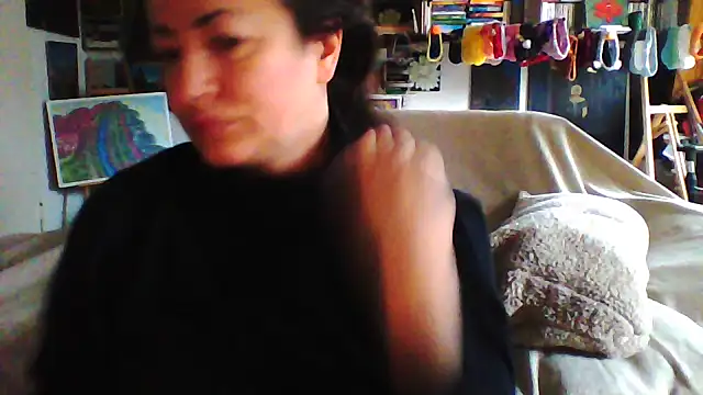 MariaAnaSunshine online show from December 3, 2025, 8:58 am