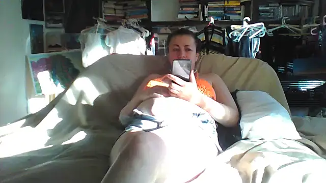 Snapshot of MariaAnaSunshine chatting on March 6, 2026, 7:47 am MariaAnaSunshine online show from March 6, 2026, 7:47 am
