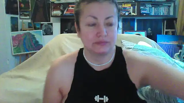 MariaAnaSunshine online show from February 9, 2026, 7:39 am