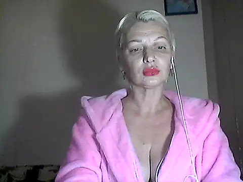 Snapshot of MaryJane441 chatting on November 18, 2025, 9:51 pm MaryJane441 online show from November 18, 2025, 9:51 pm